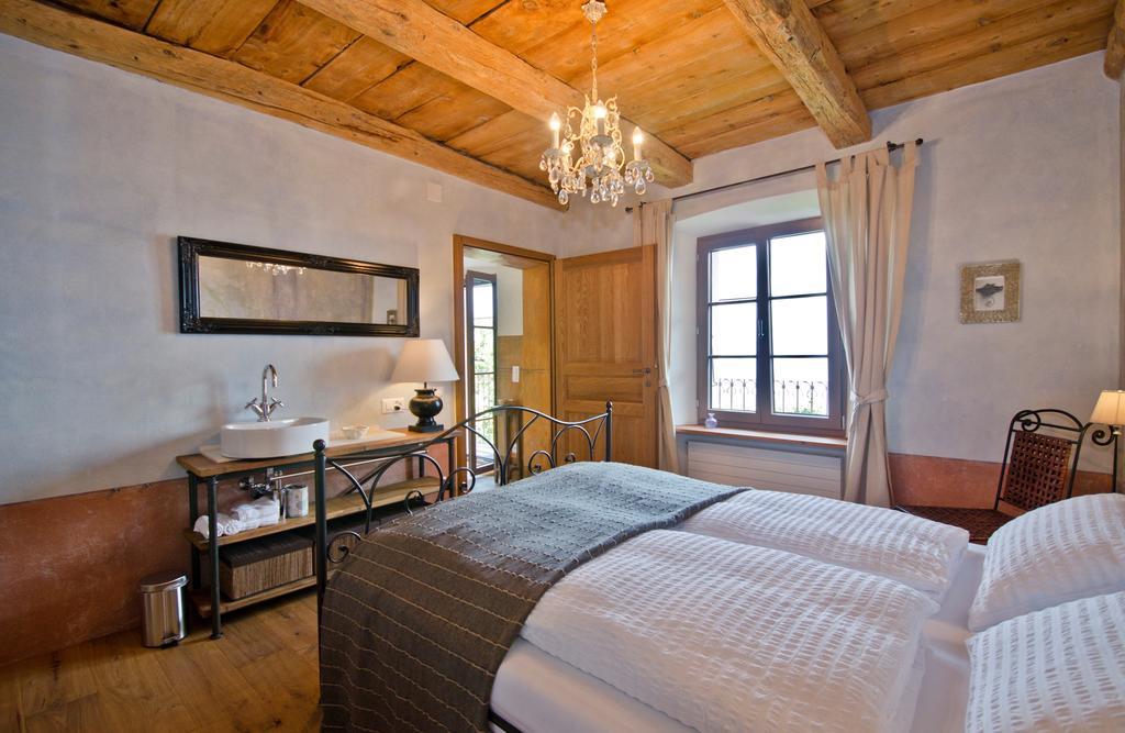 Case Di Sotto, House & Breakfast Muralto 객실 사진